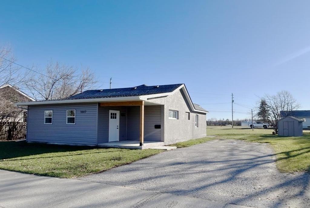 1007 Sunset Drive, Fort Frances, ON - Outdoor