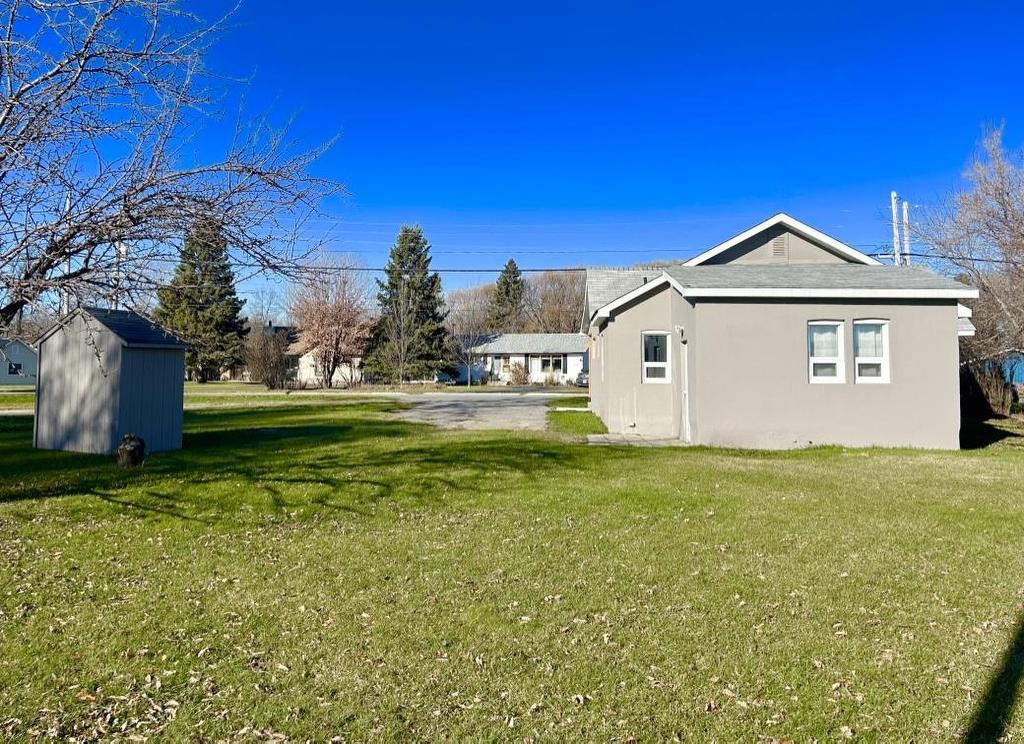 1007 Sunset Drive, Fort Frances, ON - Outdoor