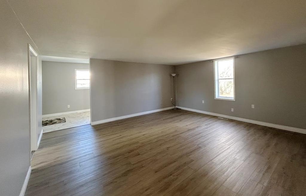 1007 Sunset Drive, Fort Frances, ON - Indoor Photo Showing Other Room