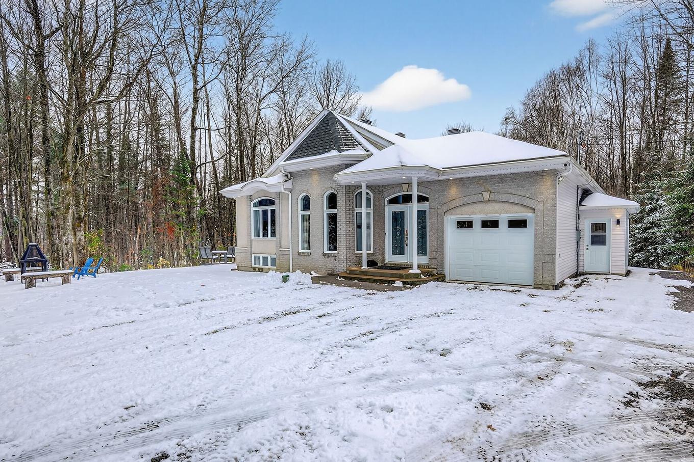 Frontage - 745 Côte St-Nicholas, Saint-Colomban, QC - Outdoor