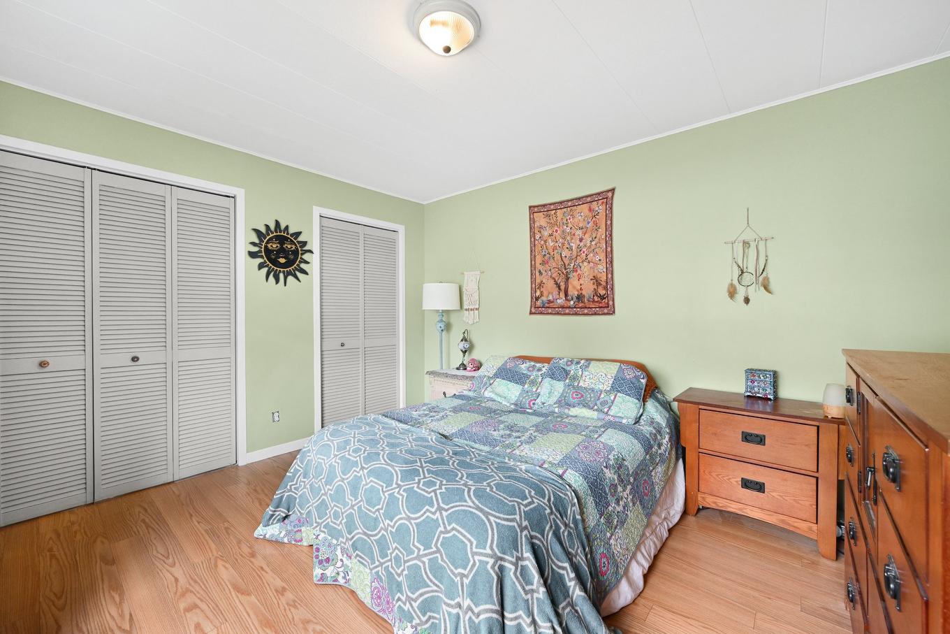 Primary bedroom - 66 Rue Jacqueline, Saint-Jean-Sur-Richelieu, QC - Indoor Photo Showing Bedroom