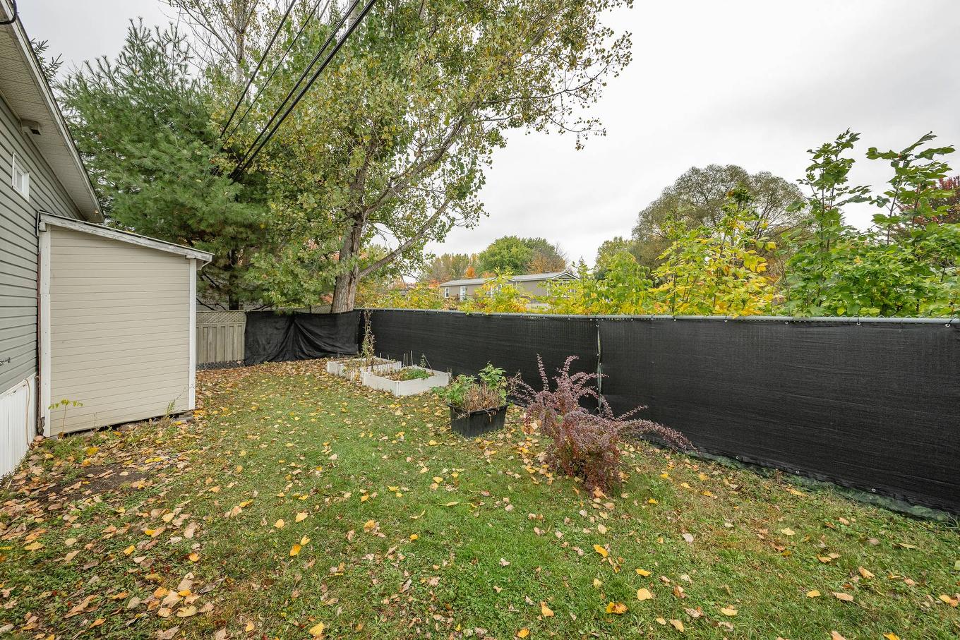Backyard - 66 Rue Jacqueline, Saint-Jean-Sur-Richelieu, QC - Outdoor