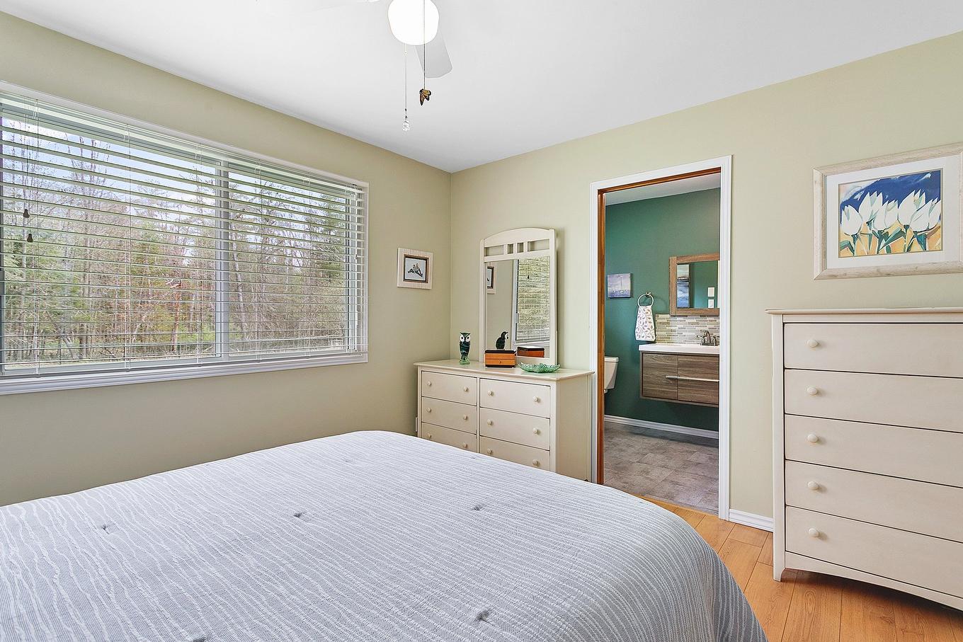 Bedroom - 7 Av. Maple Grove, Bristol, QC - Indoor Photo Showing Bedroom