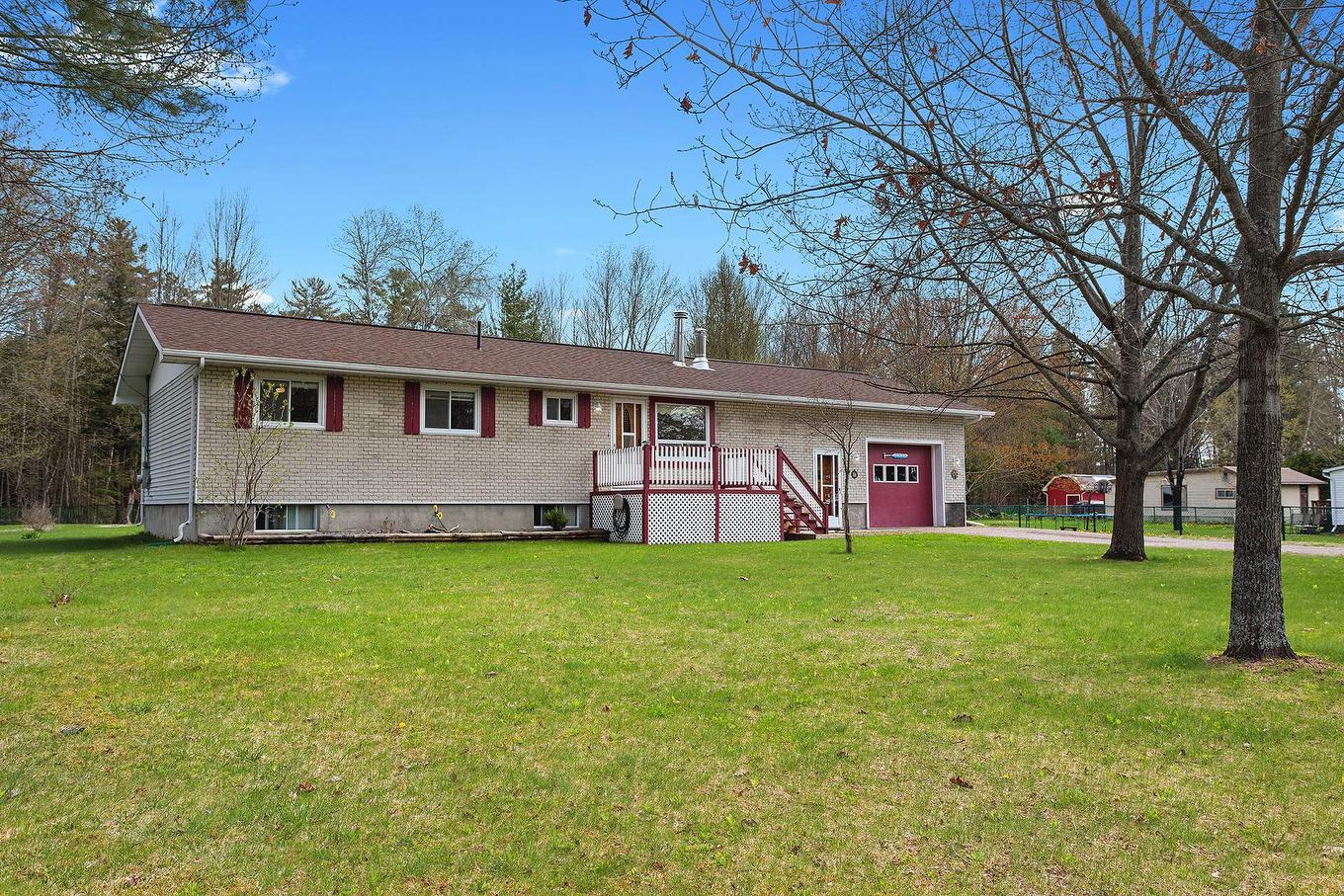 Frontage - 7 Av. Maple Grove, Bristol, QC - Outdoor