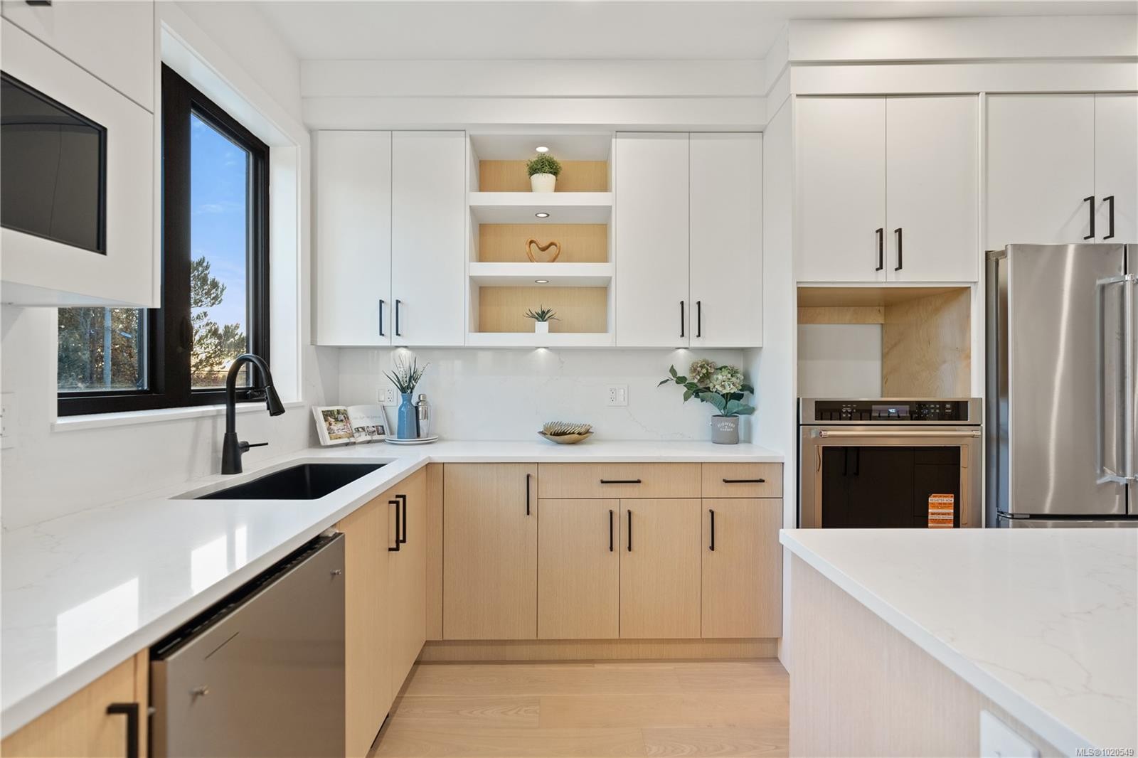 1342 Wood St, Esquimalt, BC