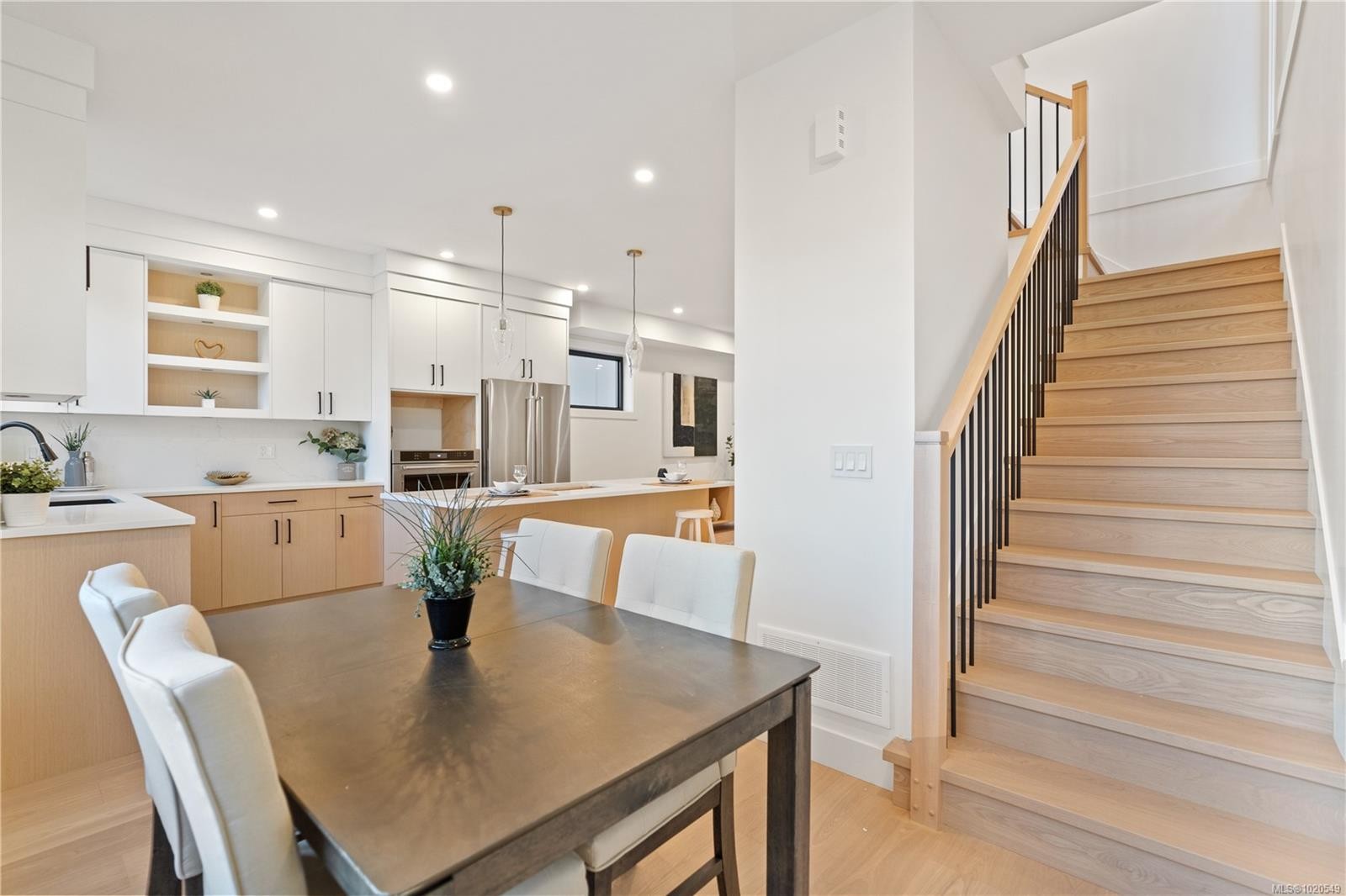 1342 Wood St, Esquimalt, BC