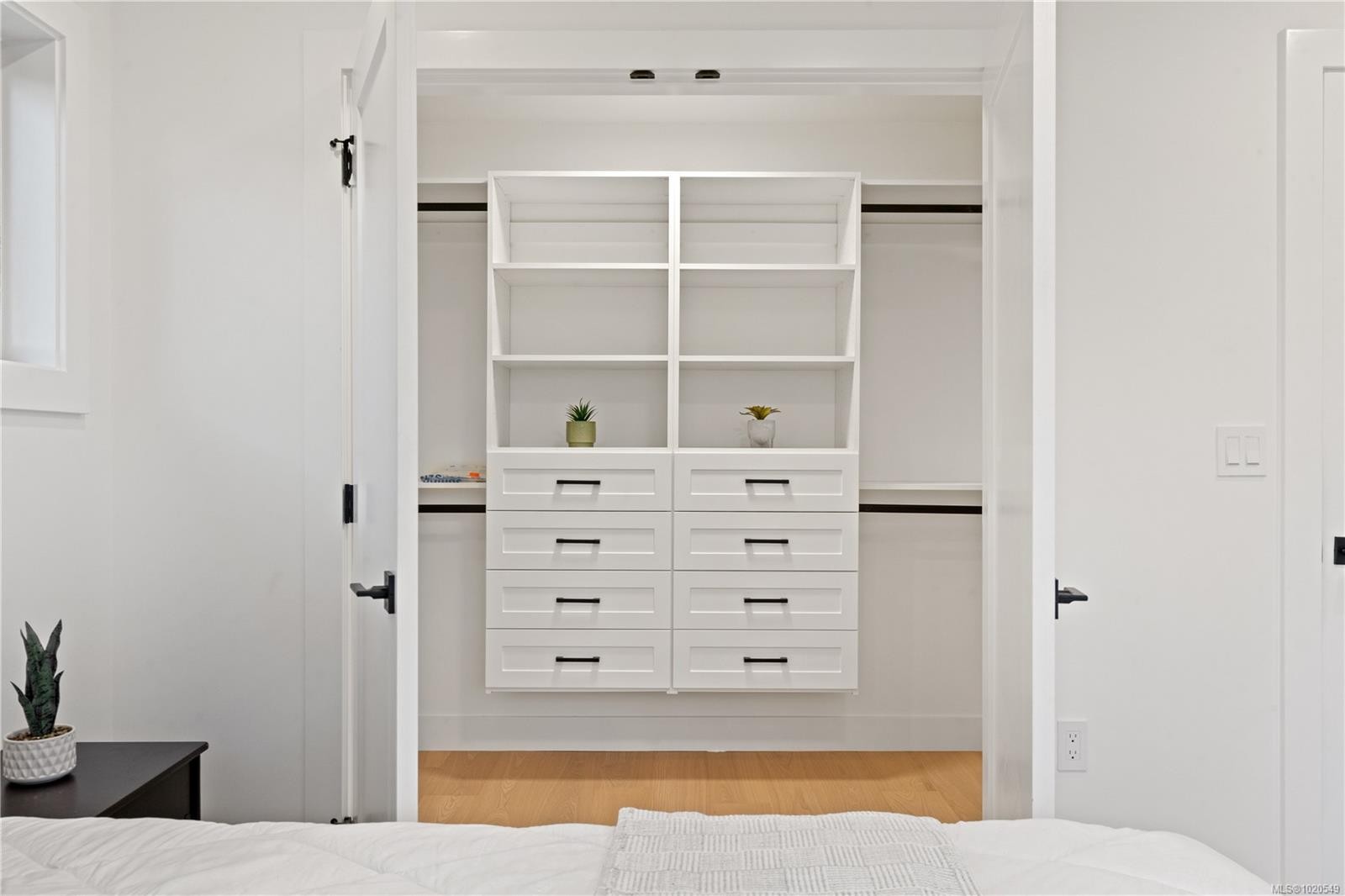 1342 Wood St, Esquimalt, BC