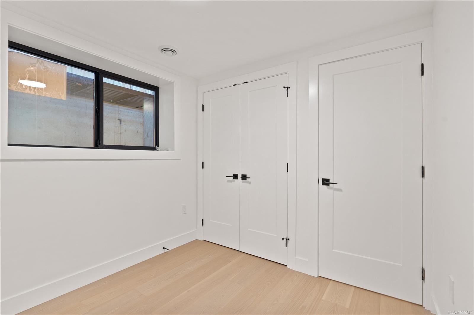 1342 Wood St, Esquimalt, BC