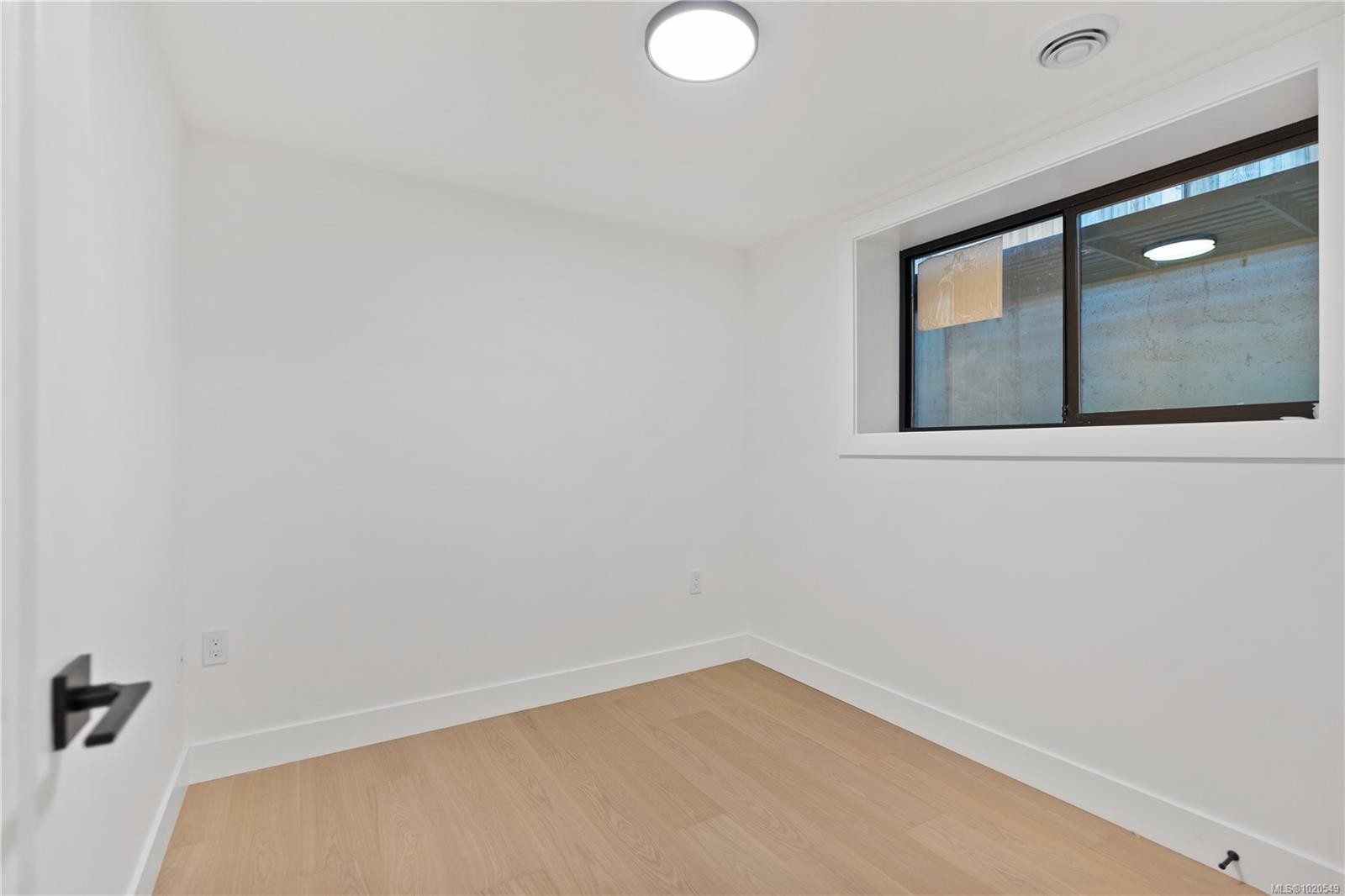 1342 Wood St, Esquimalt, BC