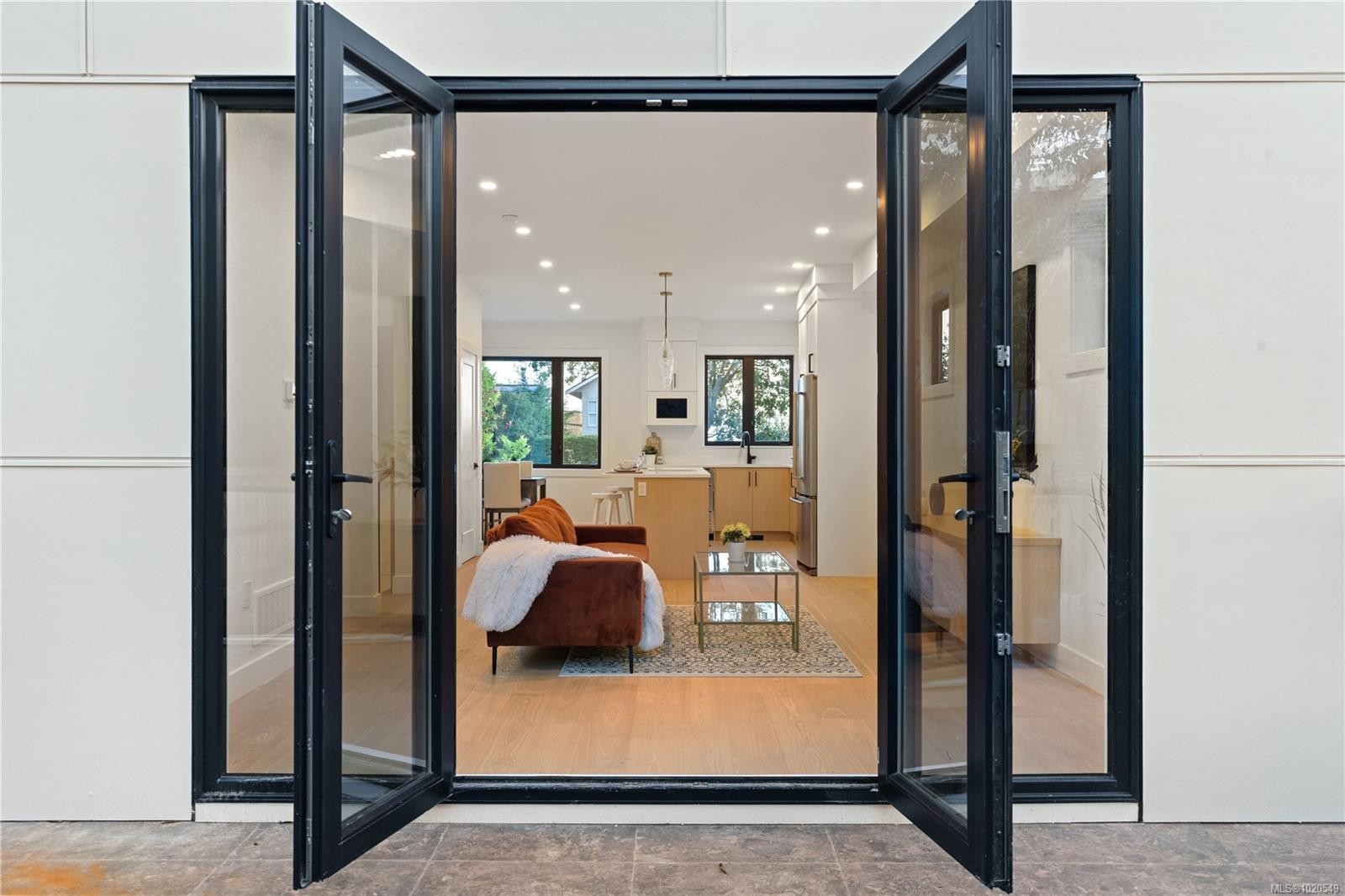 1342 Wood St, Esquimalt, BC