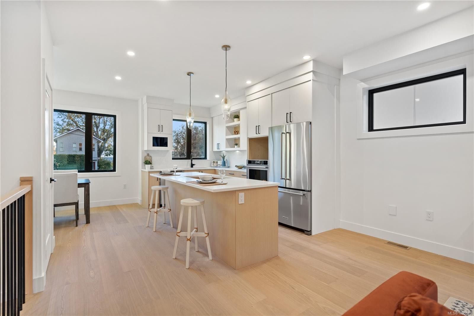 1342 Wood St, Esquimalt, BC