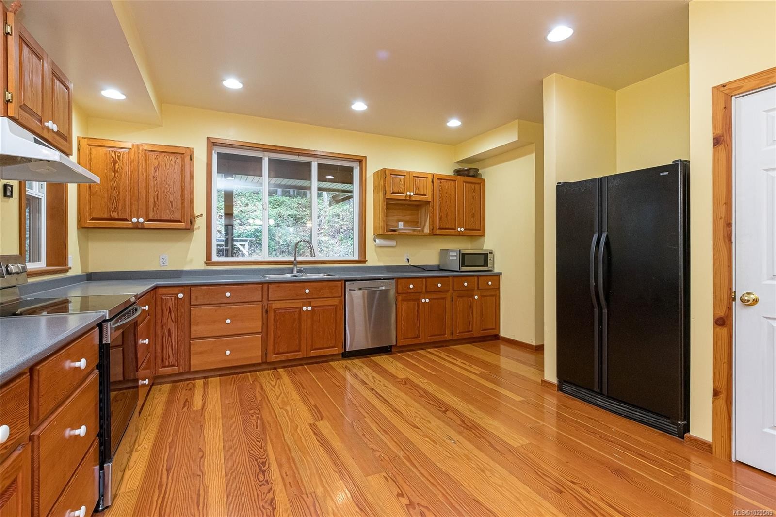 1291 Boulderpath Rd, Metchosin, BC