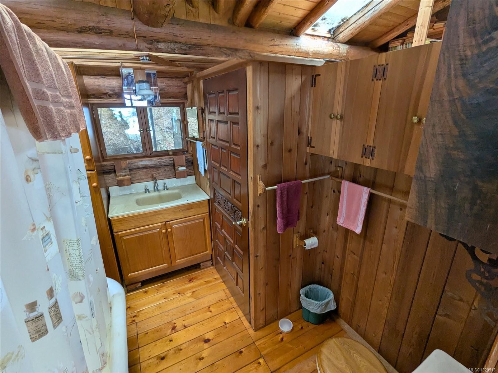 3 Grant Rd, Lasqueti Island, BC