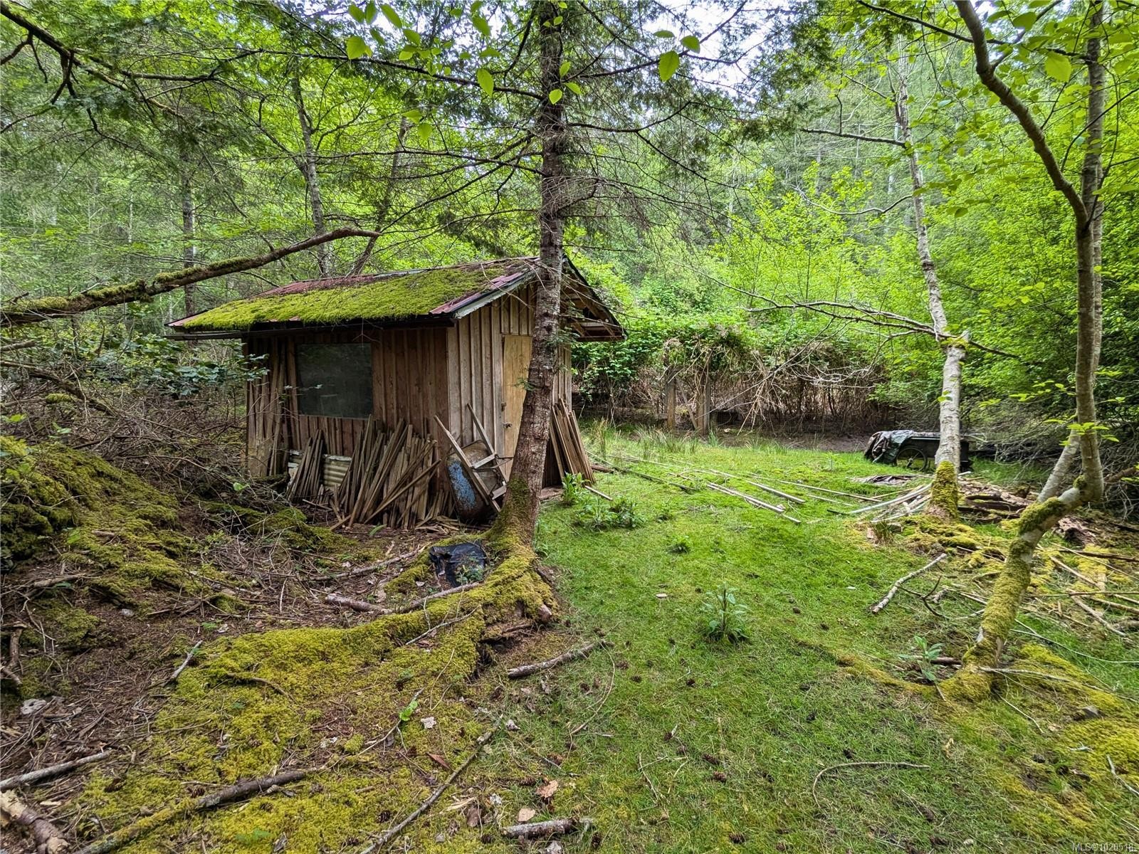 3 Grant Rd, Lasqueti Island, BC