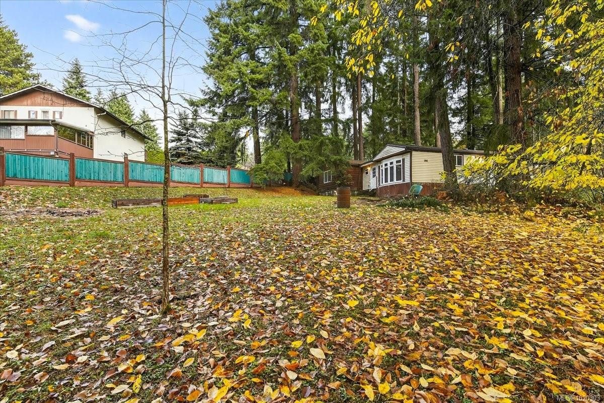 5560 Kitsuksis Rd, Port Alberni, BC