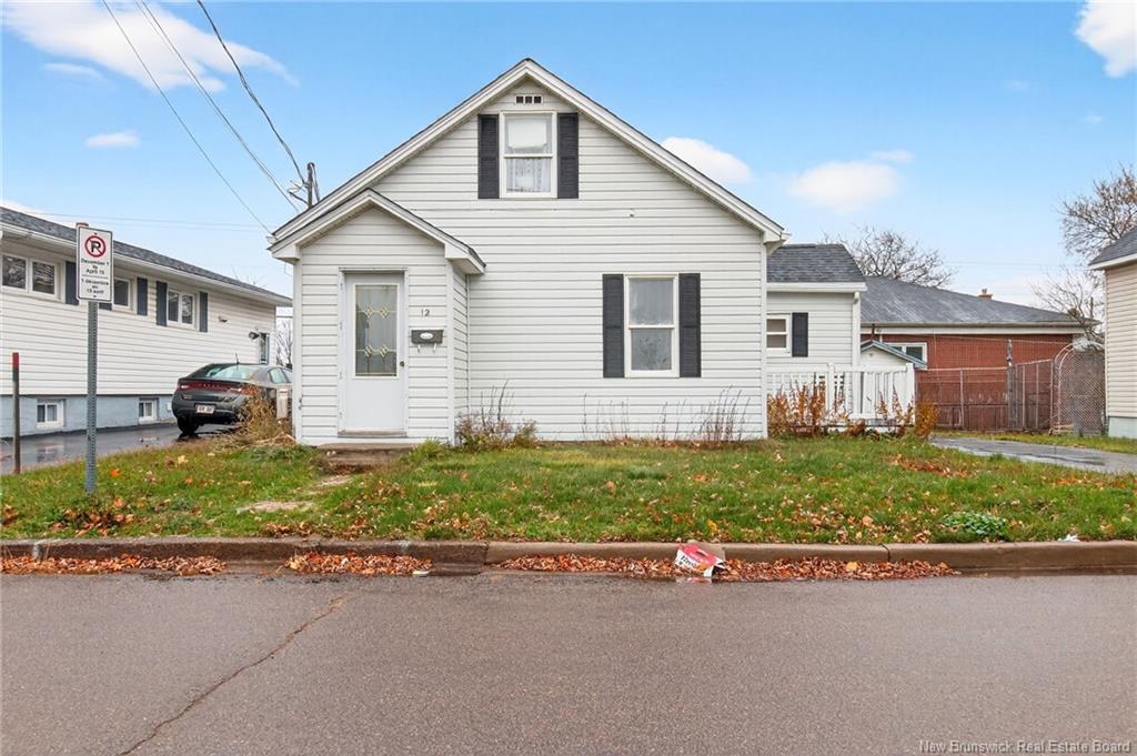 12 Ash, Moncton, NB