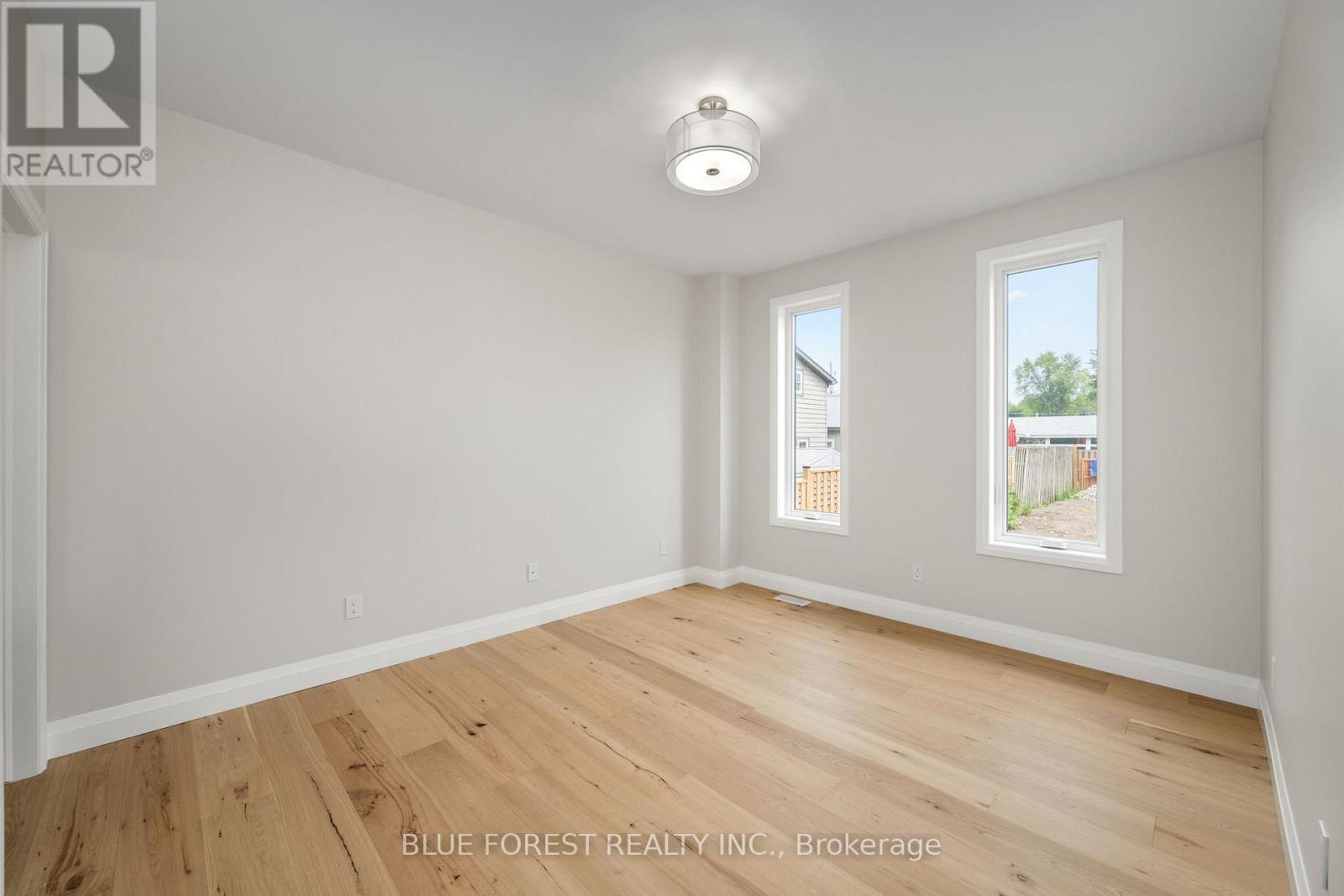 154 Maud Street, Central Elgin (Port Stanley), ON - Indoor Photo Showing Other Room