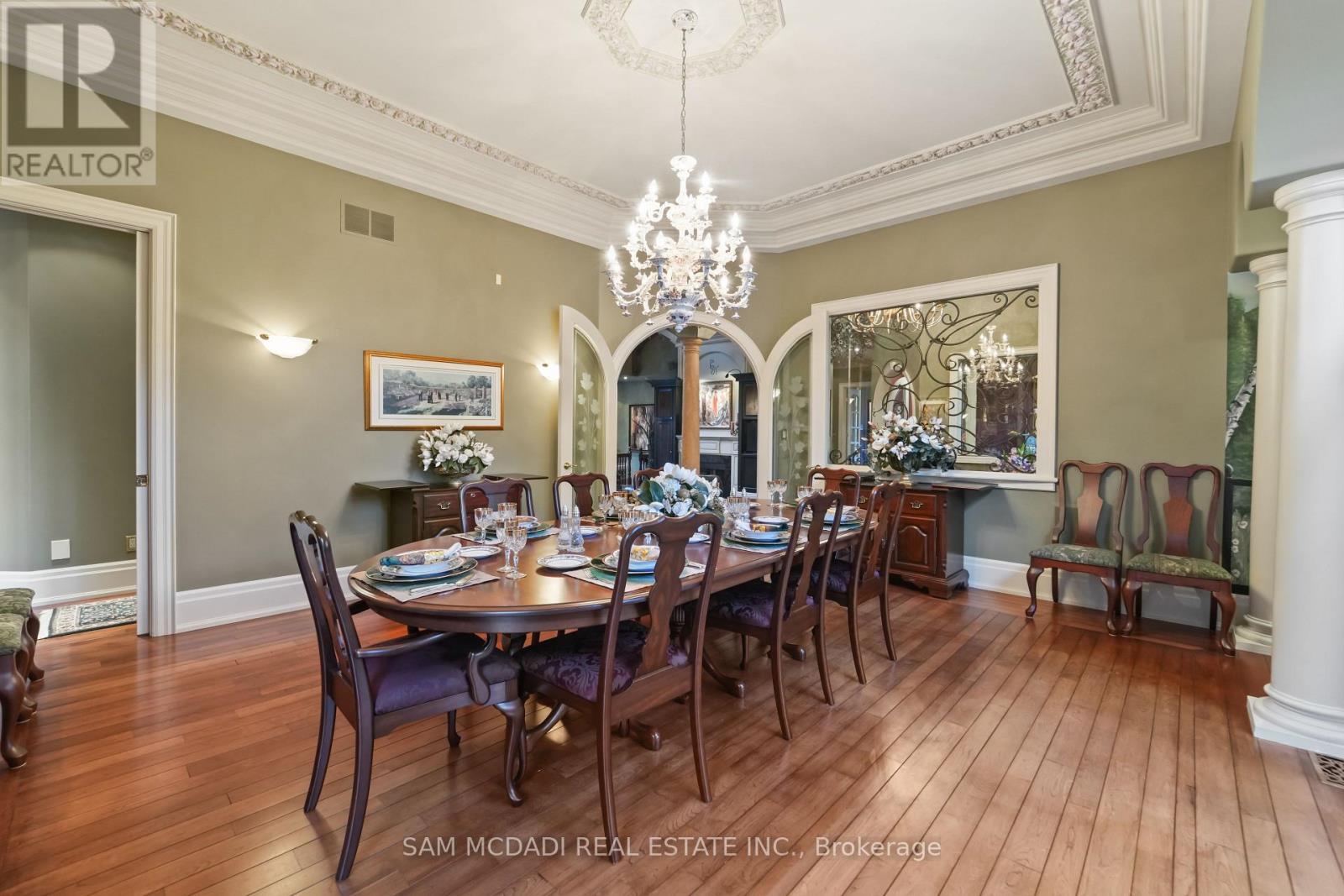 10140 Pineview Trail, Milton, ON - Indoor Photo Showing Dining Room