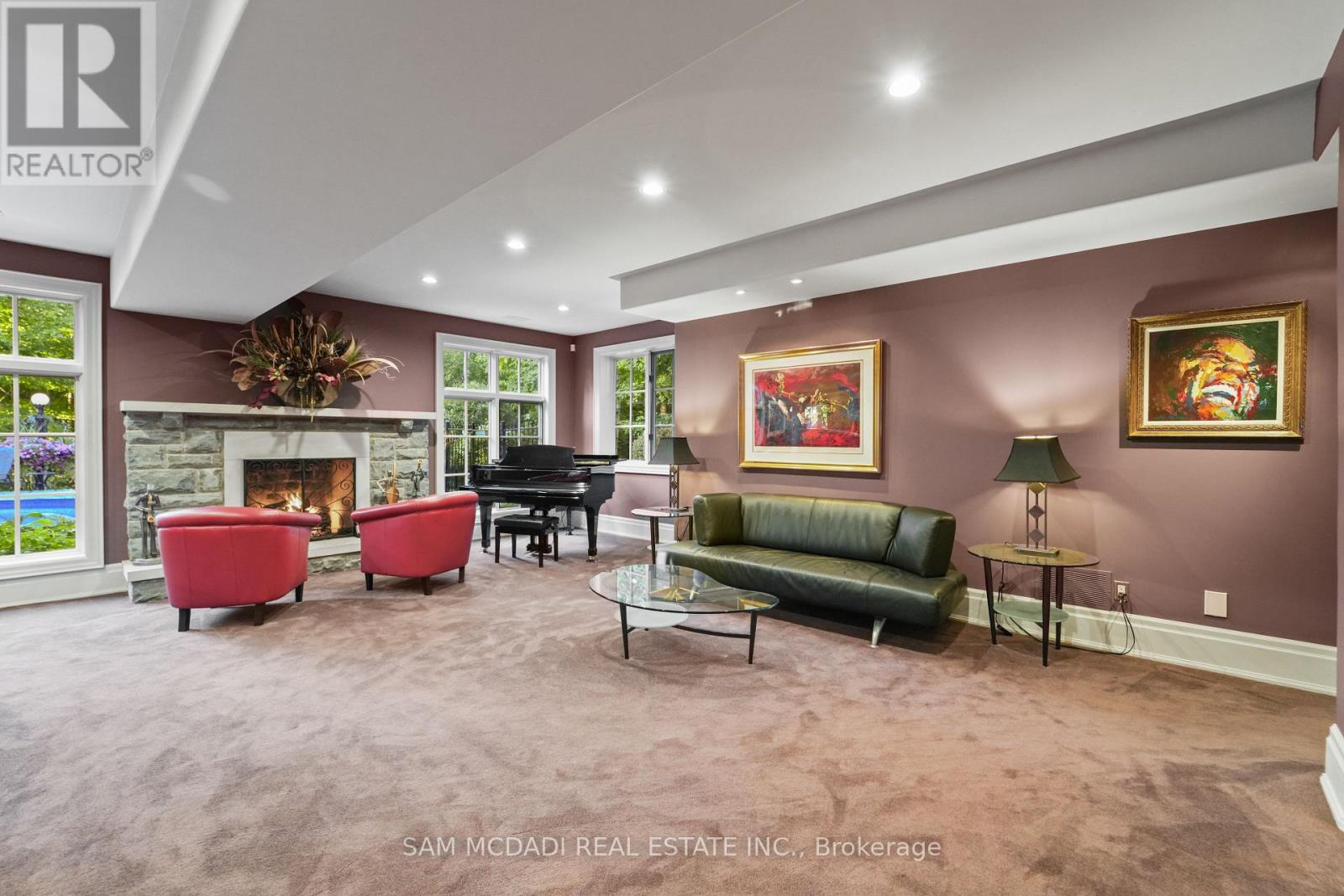 10140 Pineview Trail, Milton, ON - Indoor With Fireplace