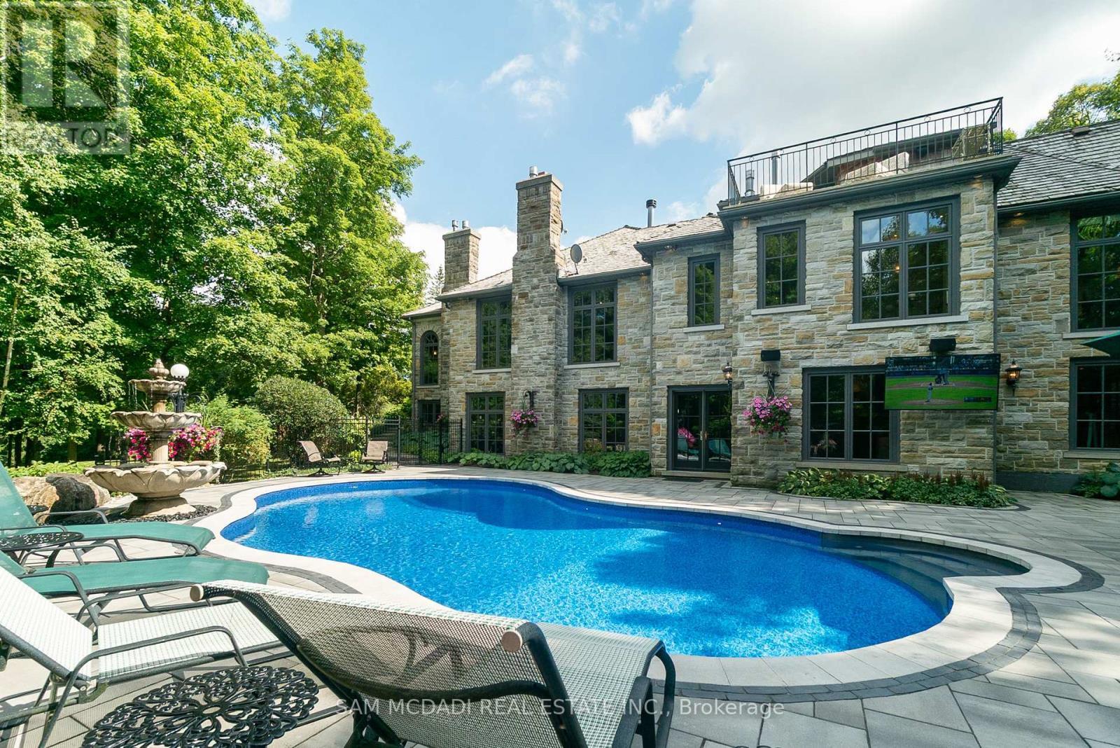 10140 Pineview Trail, Milton, ON - Outdoor With In Ground Pool With Deck Patio Veranda