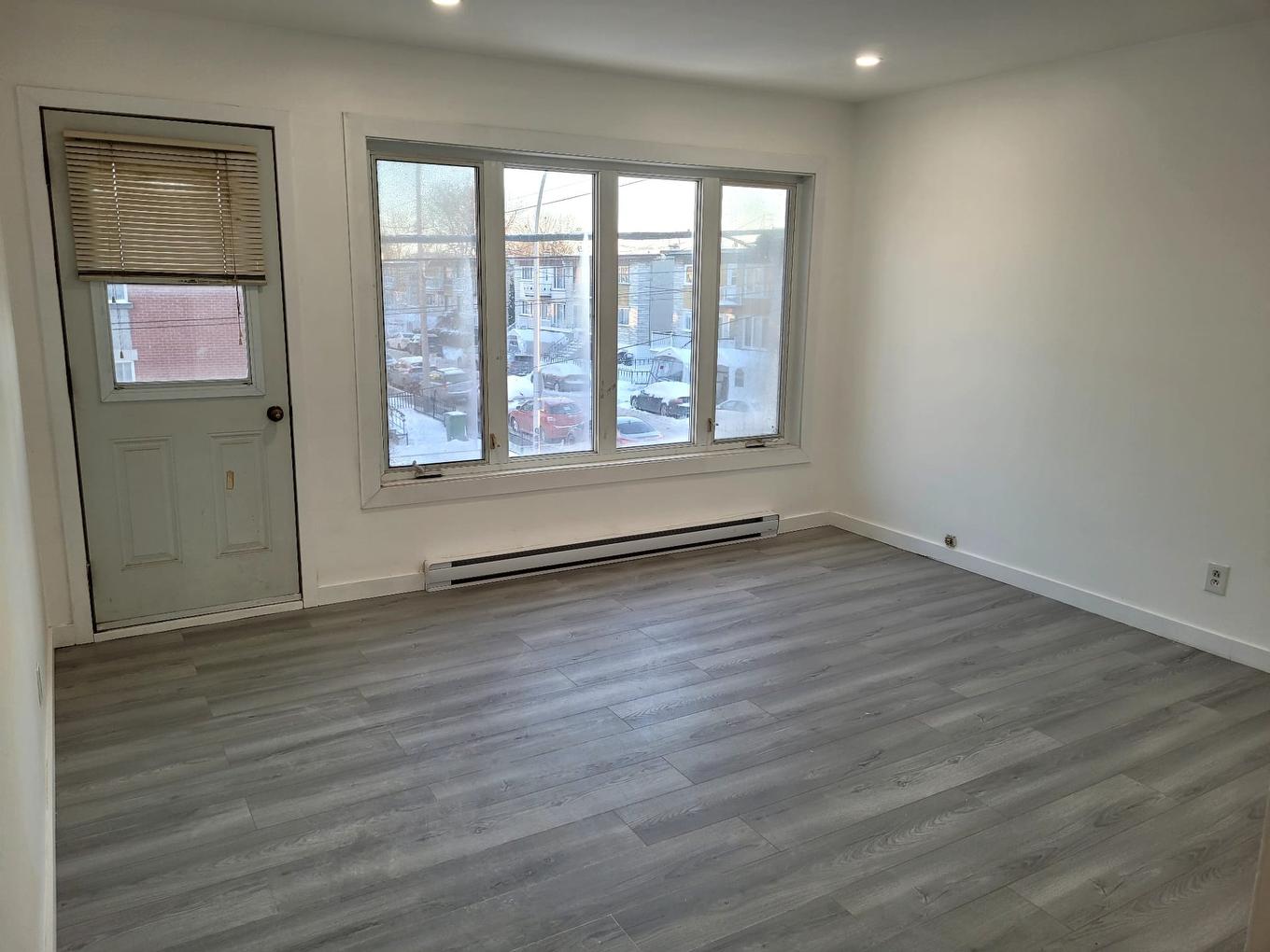 Salon - 4737 - 4739 Rue De Castille, Montréal (Montréal-Nord), QC - Indoor Photo Showing Other Room