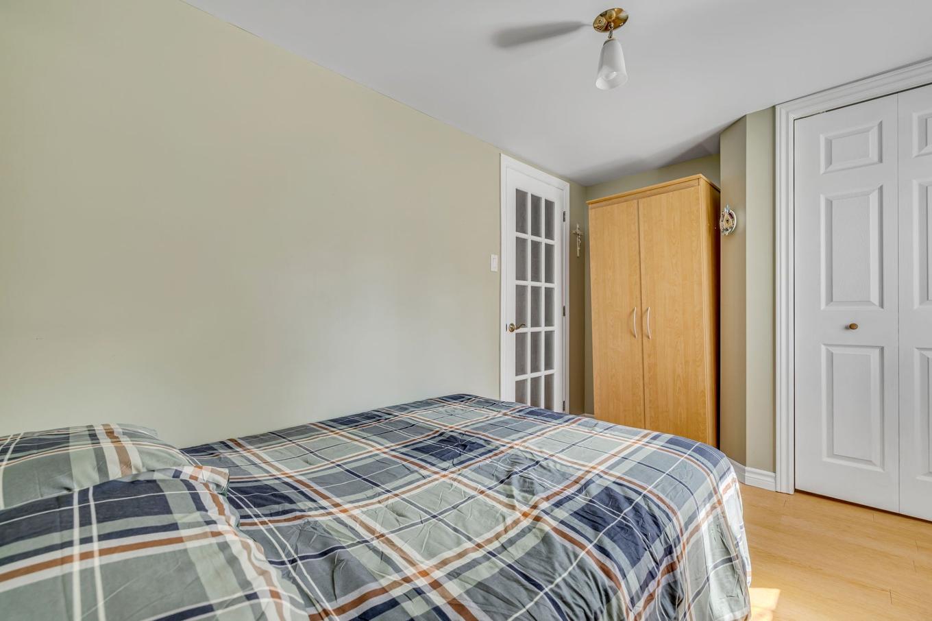 Bedroom - 3166 Av. St-Augustin, Lévis (Les Chutes-De-La-Chaudière-Est), QC - Indoor Photo Showing Bedroom