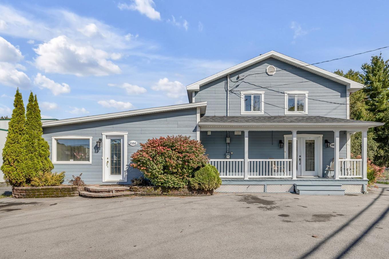 Frontage - 3166 Av. St-Augustin, Lévis (Les Chutes-De-La-Chaudière-Est), QC - Outdoor With Deck Patio Veranda With Facade