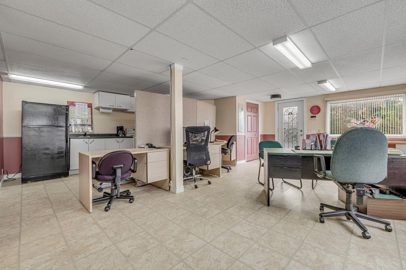 Office - 3166 Av. St-Augustin, Lévis (Les Chutes-De-La-Chaudière-Est), QC - Indoor Photo Showing Office