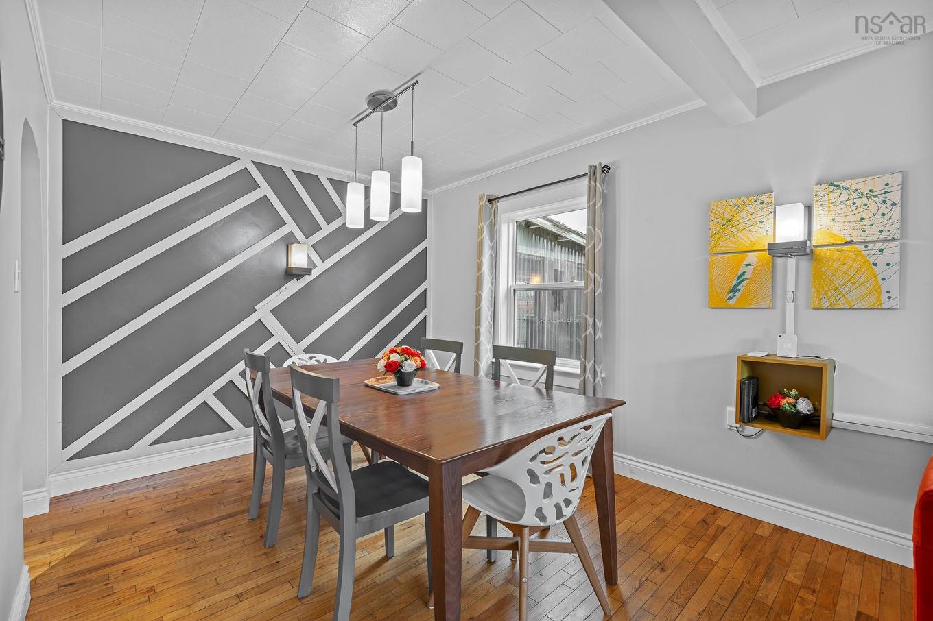 1589 King Street, Windsor, NS