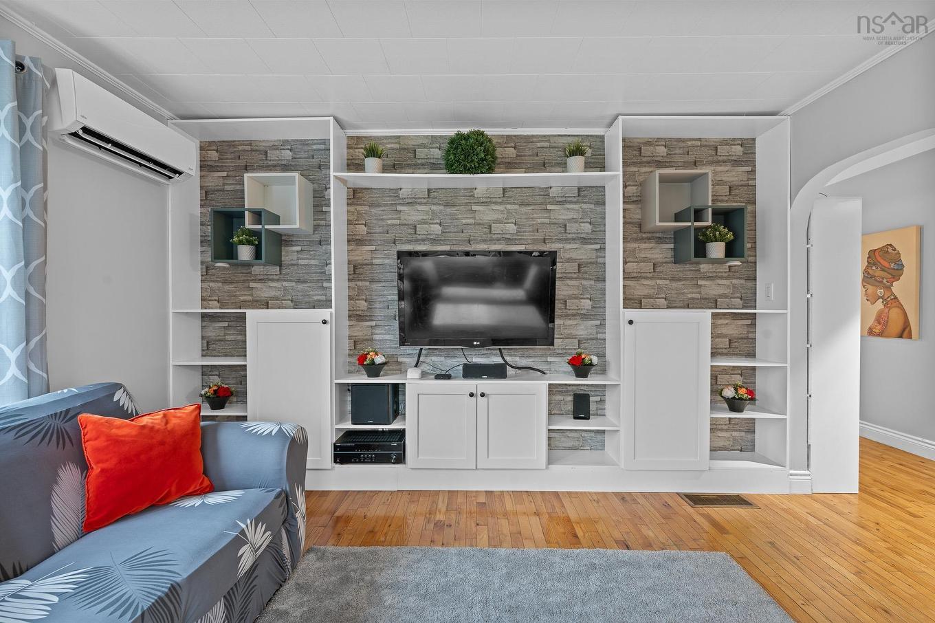 1589 King Street, Windsor, NS