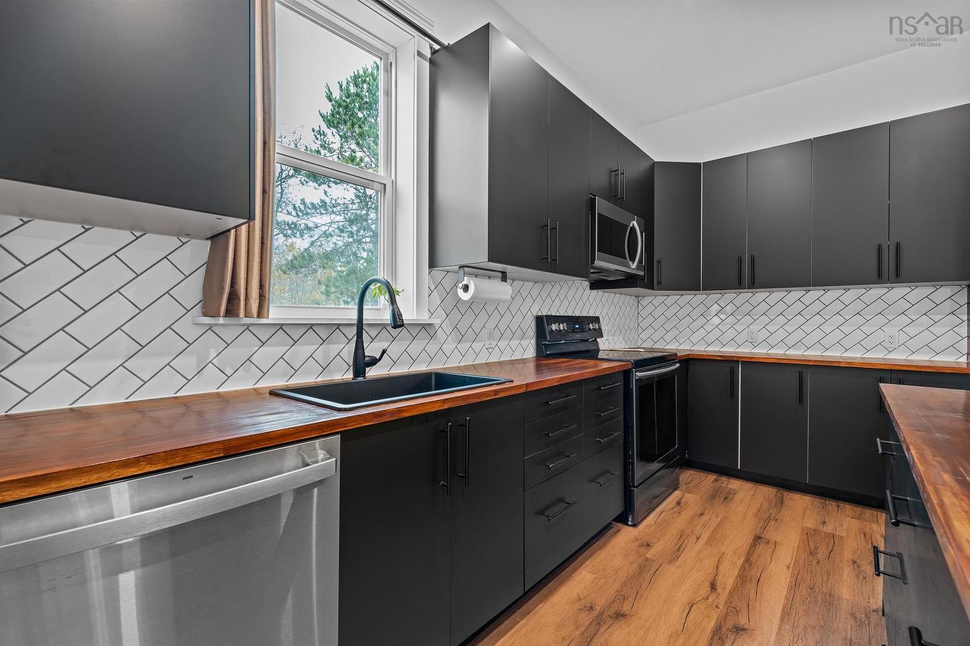 1589 King Street, Windsor, NS