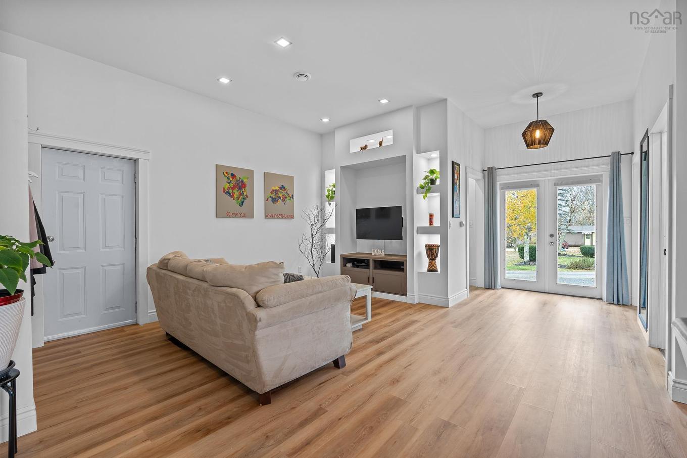 1589 King Street, Windsor, NS