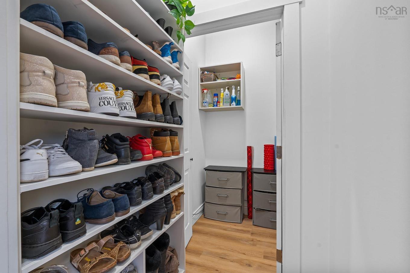 1589 King Street, Windsor, NS