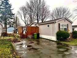 24 Third Street Hammonds Plains, NS B4B 1P9