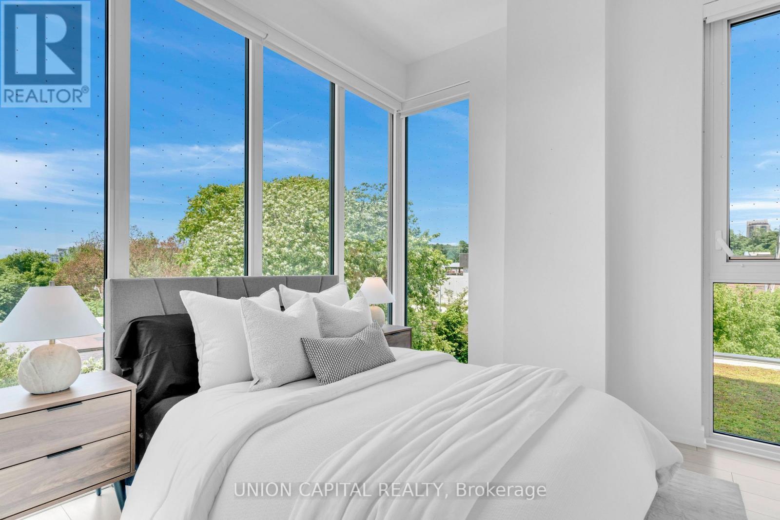 308 - 500 Dupont Street, Toronto, ON - Indoor Photo Showing Bedroom