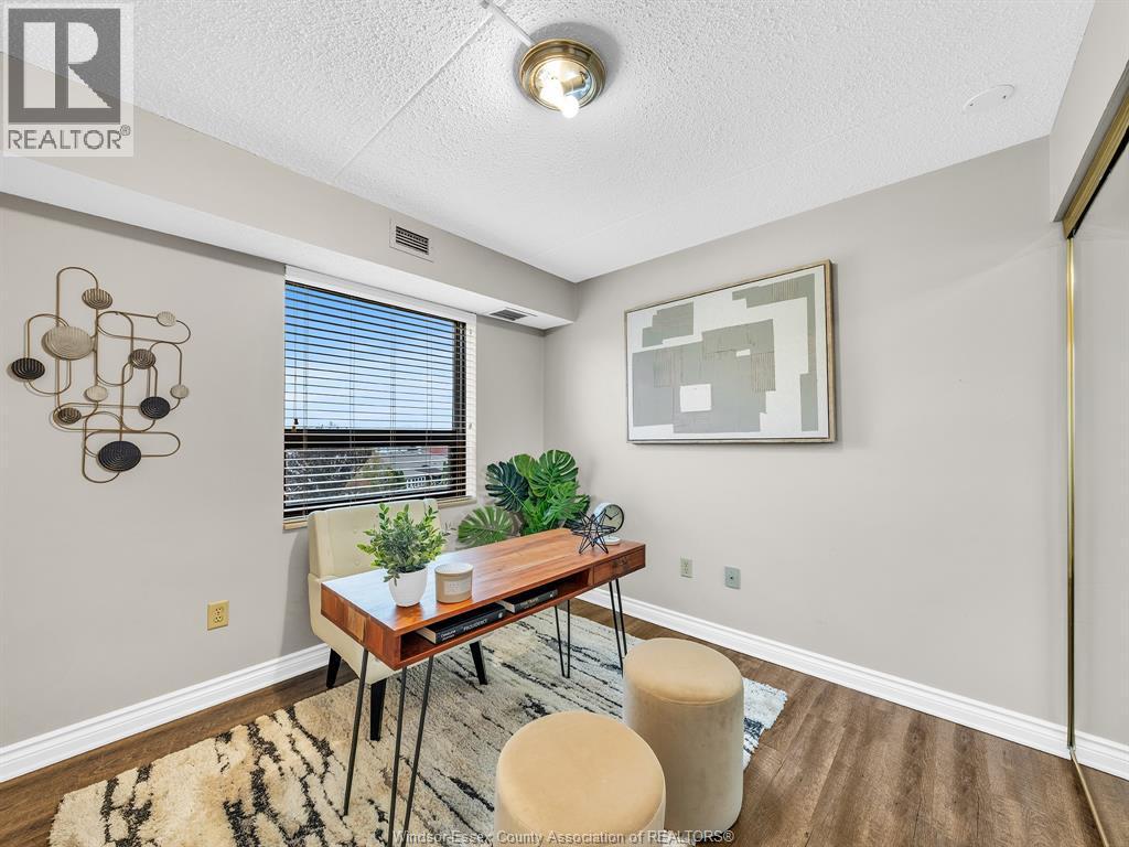 109 Robson Rd. Unit# 201, Leamington, ON - Indoor Photo Showing Other Room