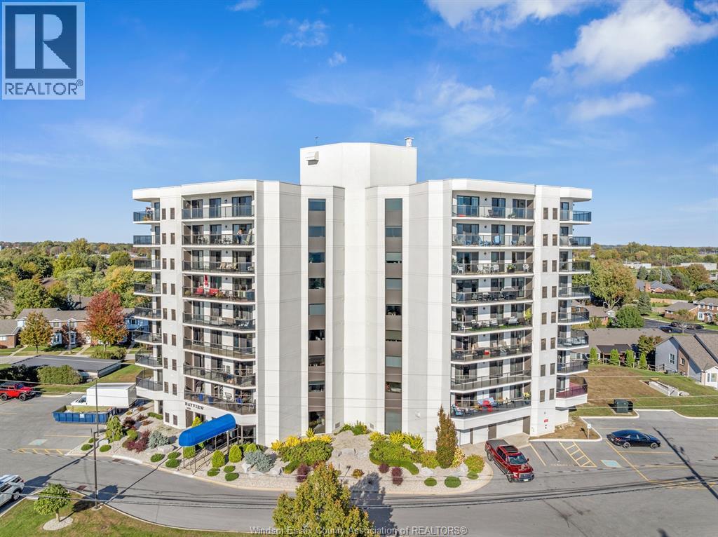 109 Robson Rd. Unit# 201, Leamington, ON - Outdoor