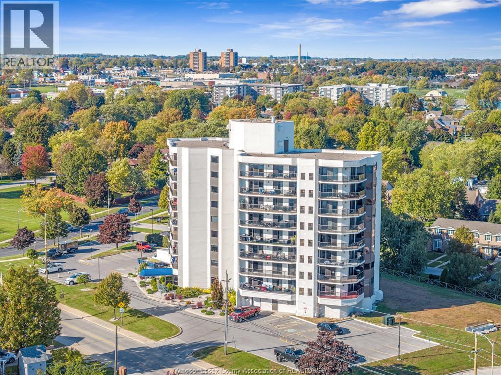 109 Robson Rd. Unit# 201, Leamington, ON - Outdoor