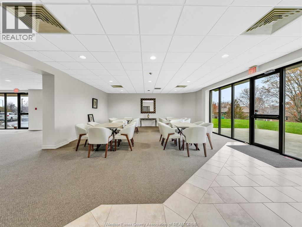 109 Robson Rd. Unit# 201, Leamington, ON - Indoor Photo Showing Other Room