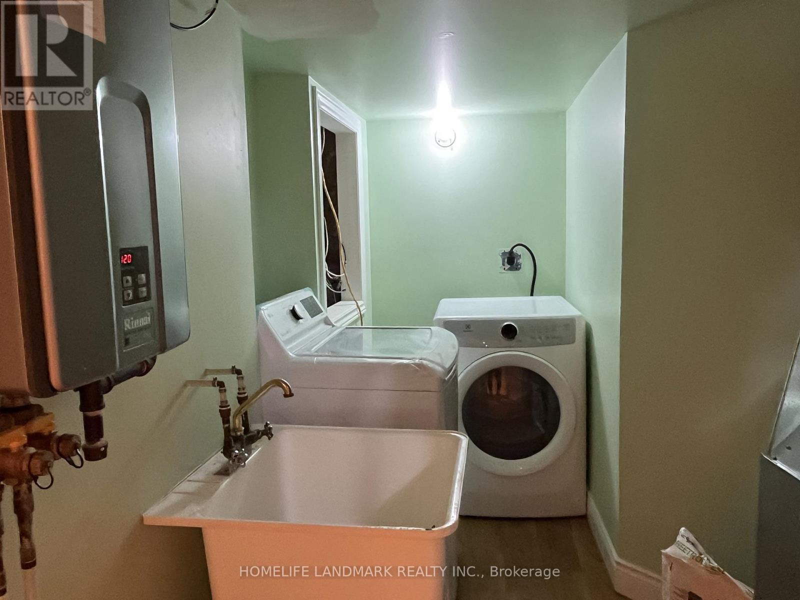 Basement - 3761 Partition Road, Mississauga, ON - Indoor Photo Showing Laundry Room