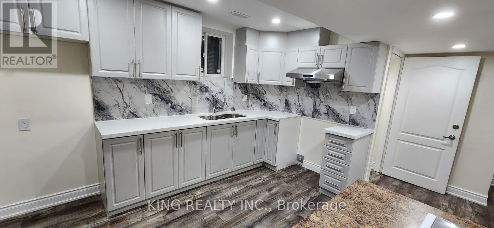 46 Meadowcrest Lane, Brampton, ON - Indoor