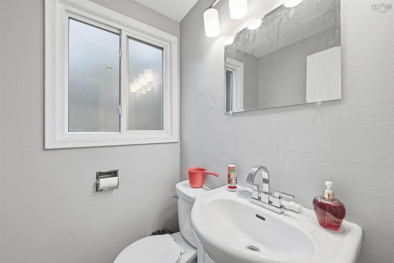 112 School Street, Kentville, NS