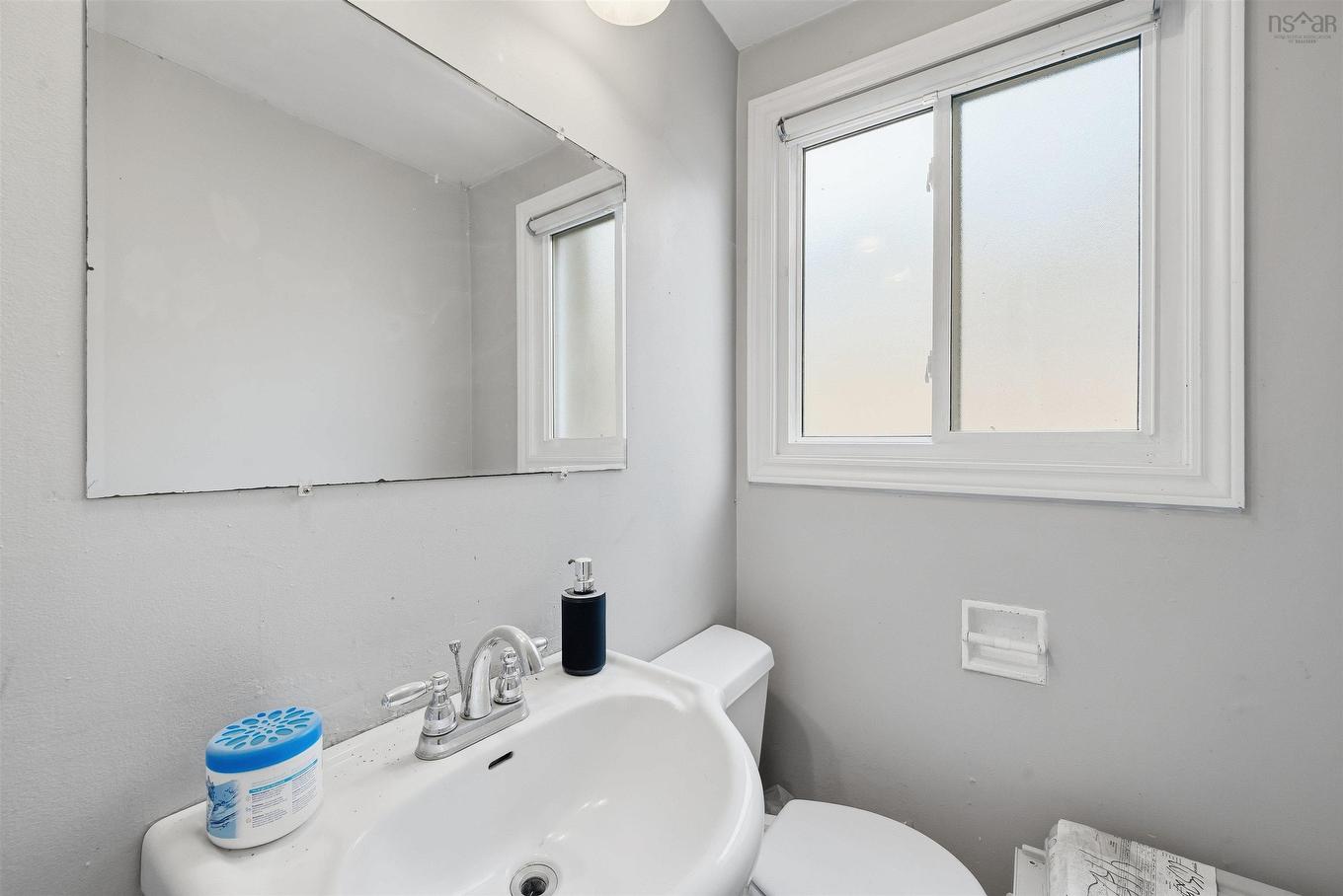 112 School Street, Kentville, NS