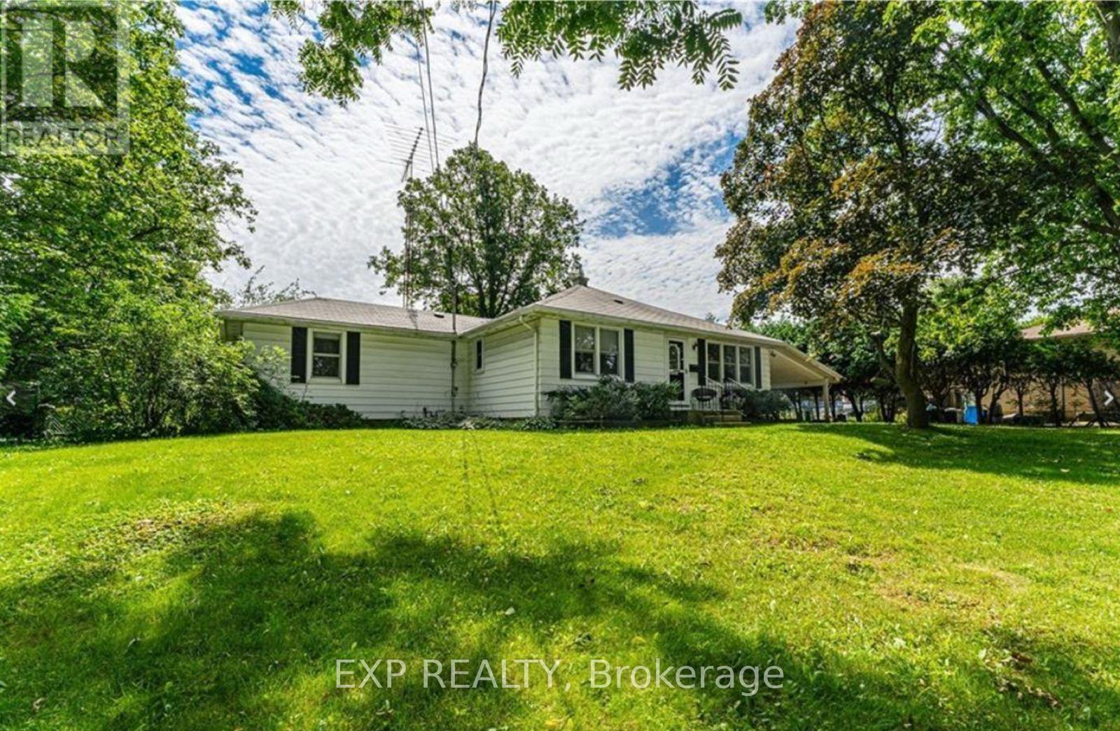 879 West 5Th Street, Hamilton, ON