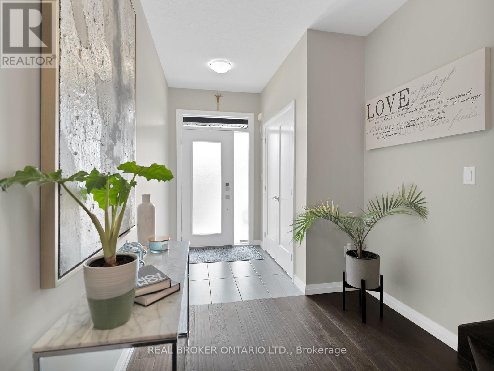 67 Lexington Avenue, Hamilton, ON - Indoor Photo Showing Other Room