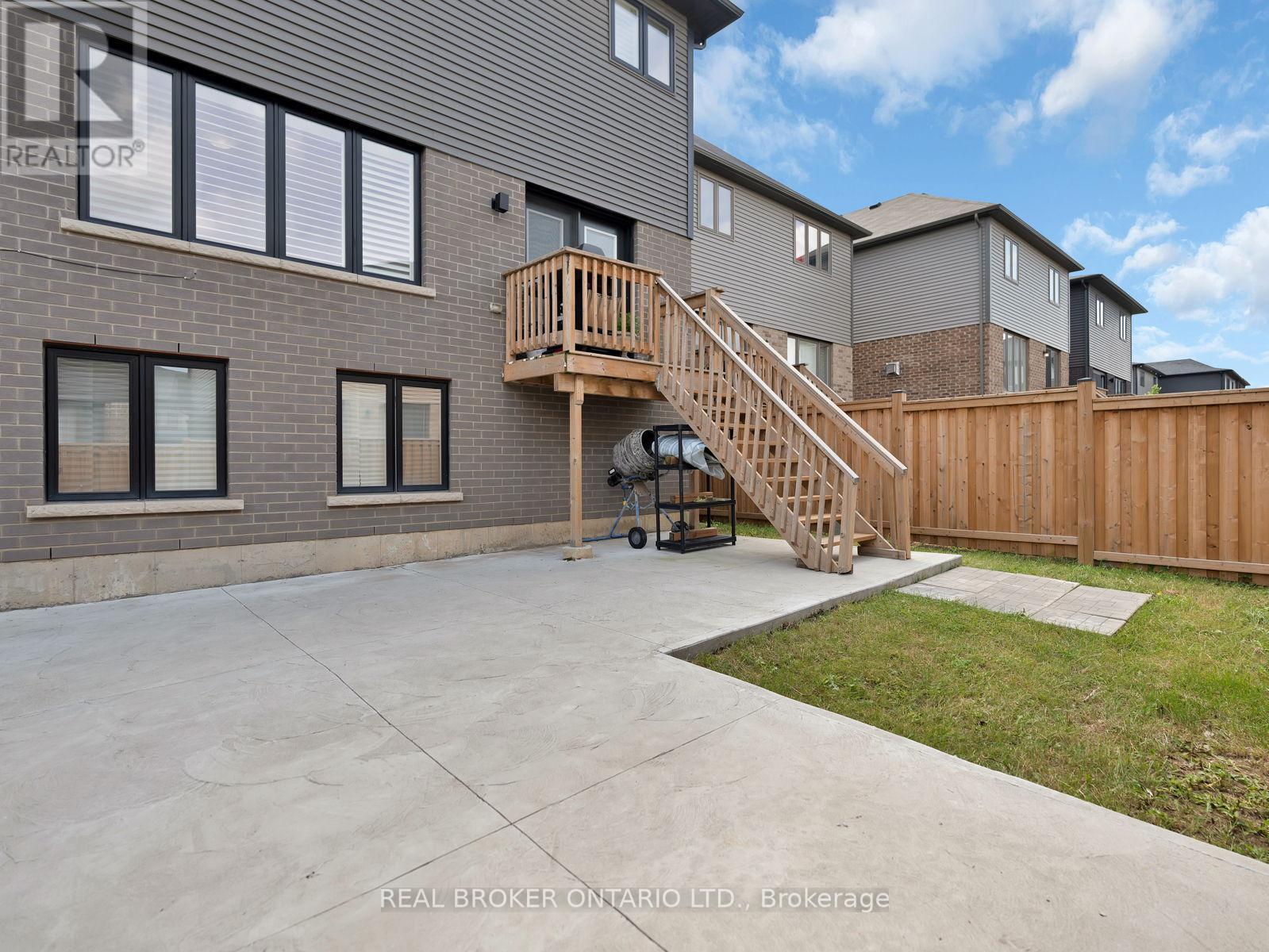 67 Lexington Avenue, Hamilton, ON - Outdoor With Exterior