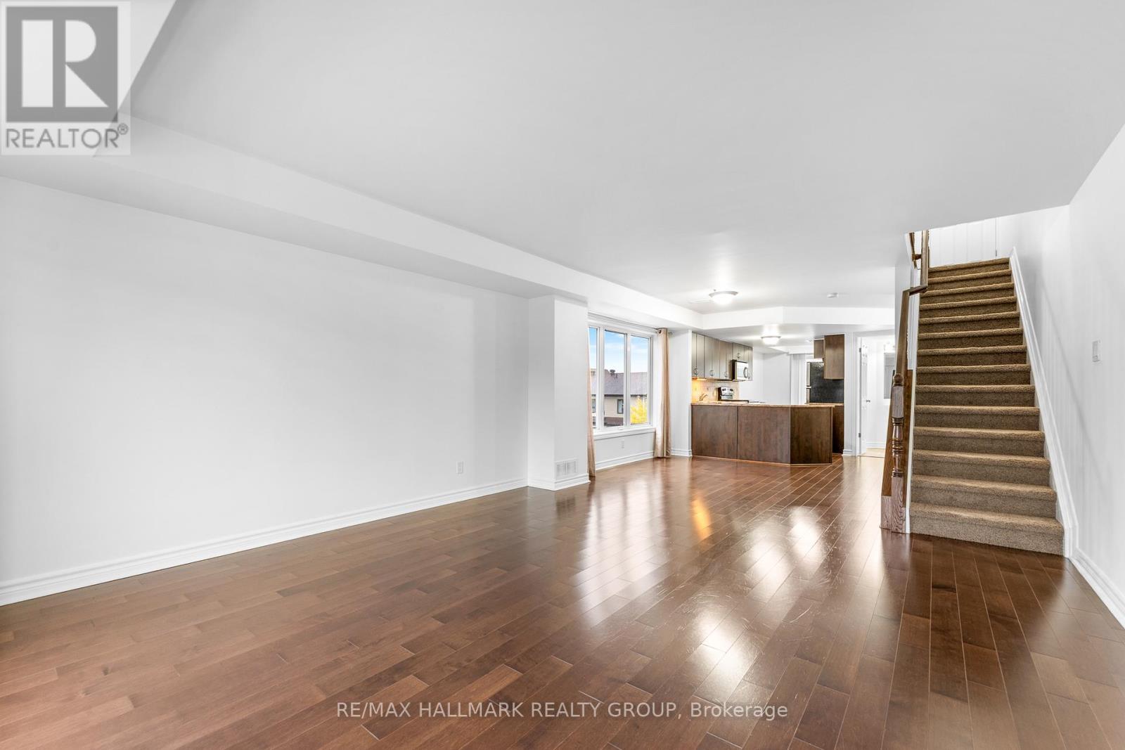 736B Chapman Mills Drive, Ottawa, ON - Indoor Photo Showing Other Room