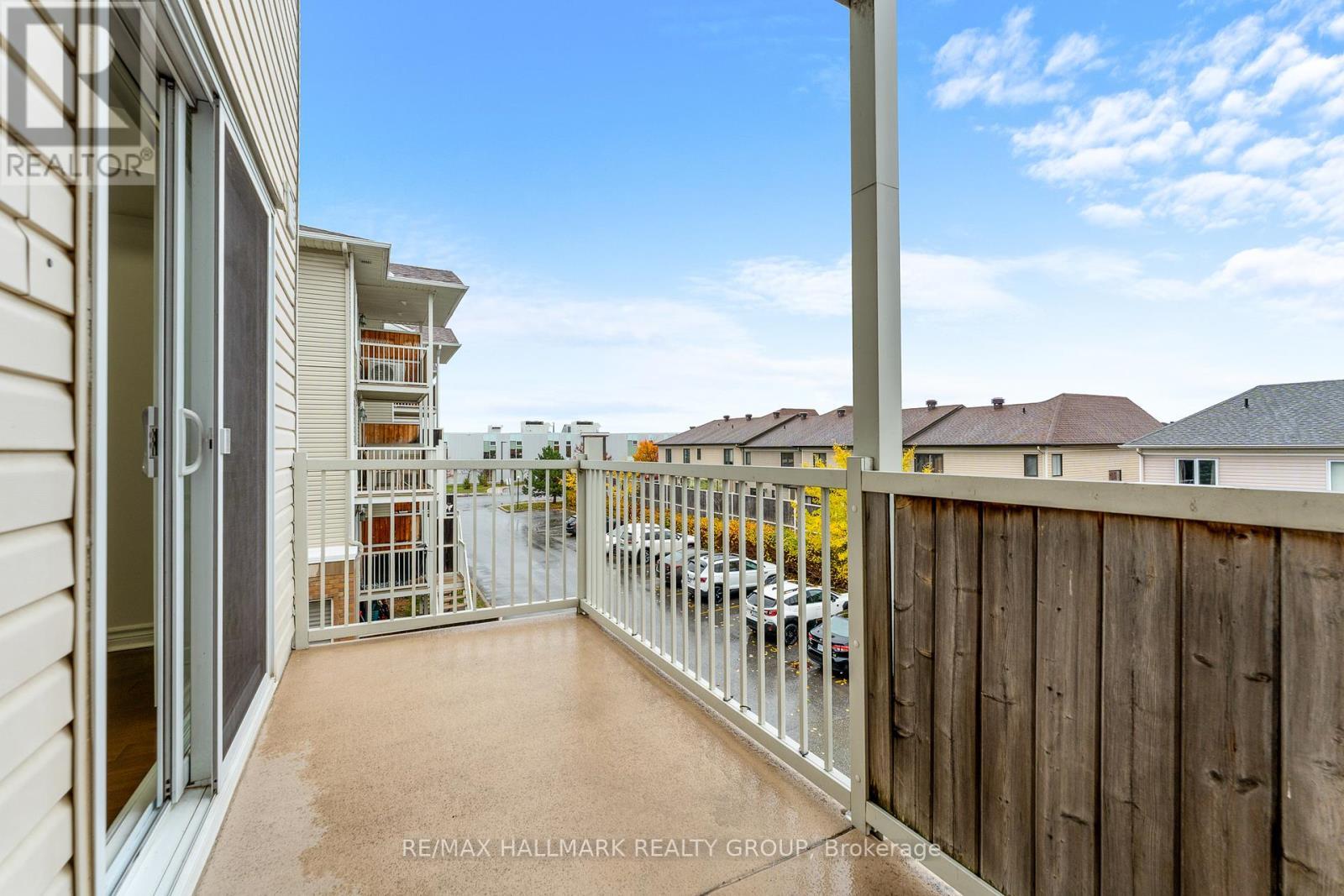 736B Chapman Mills Drive, Ottawa, ON - Outdoor With Balcony With Exterior