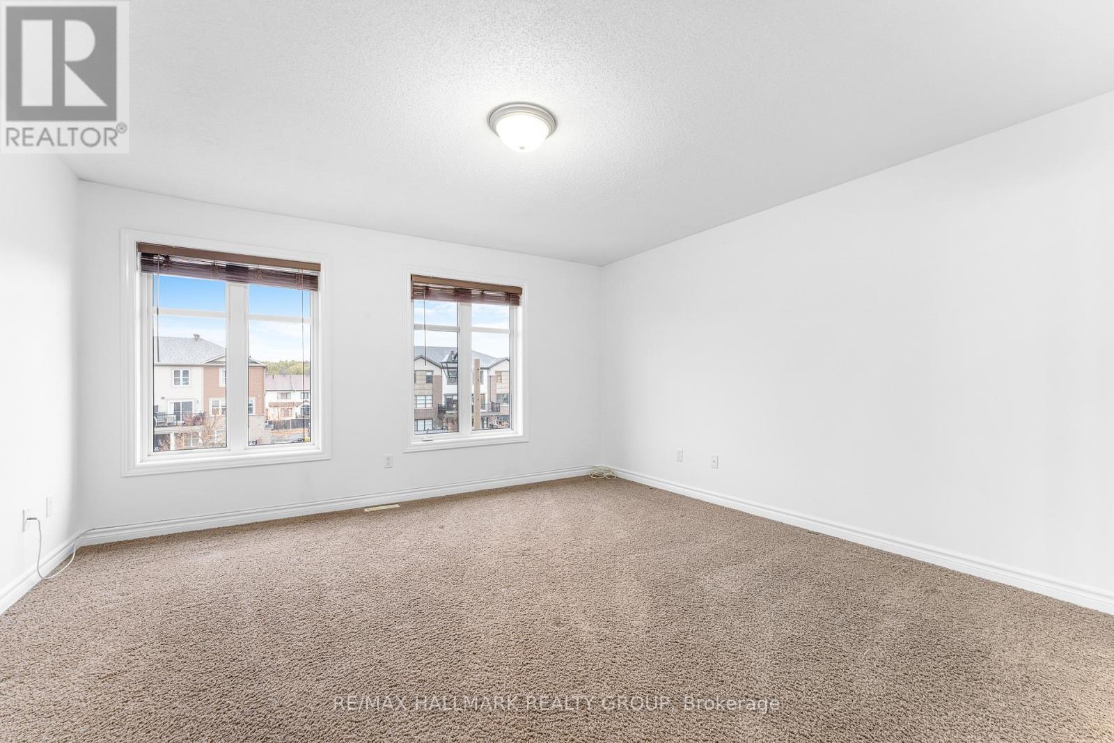 736B Chapman Mills Drive, Ottawa, ON - Indoor Photo Showing Other Room