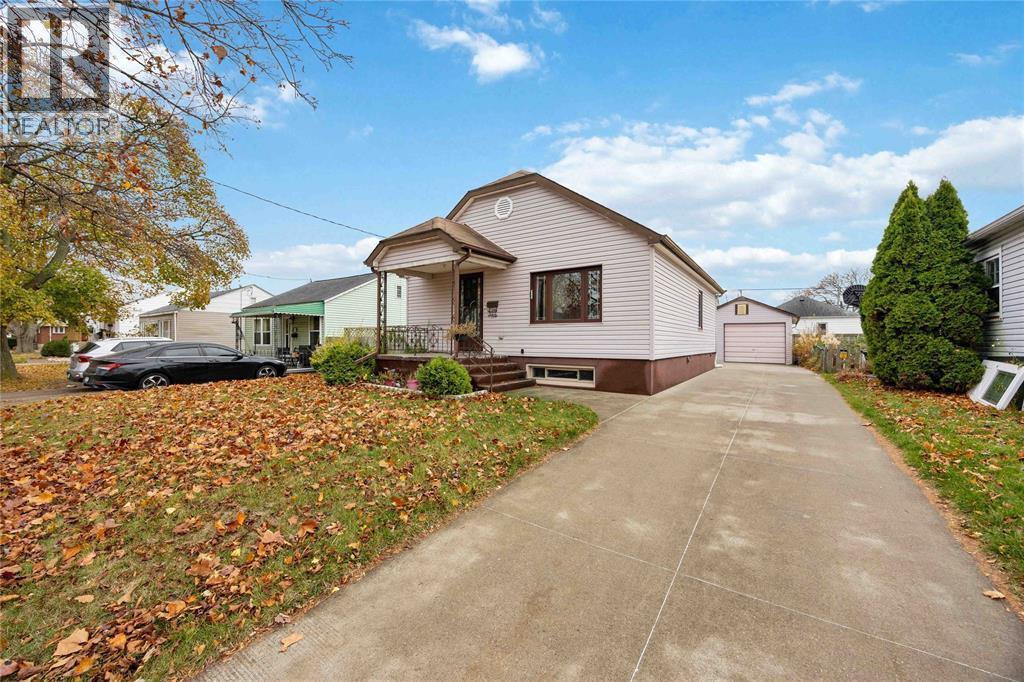 321 Bright Street, Sarnia, ON - Outdoor